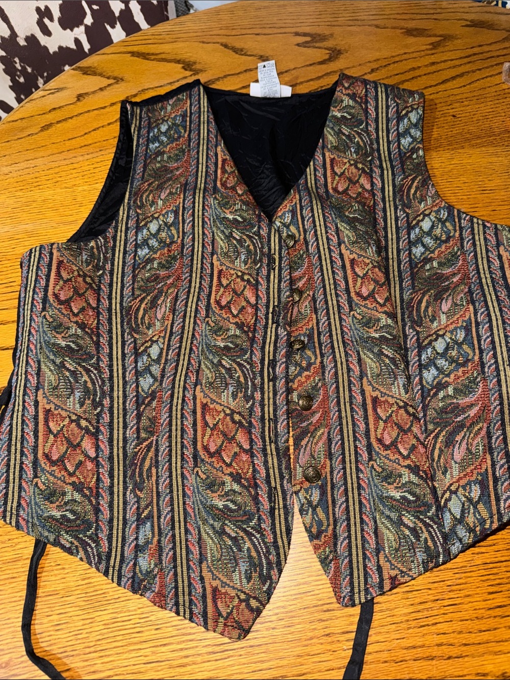 White Stag Multicolor Tapestry Vest